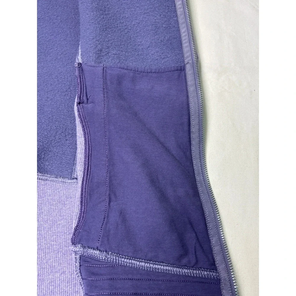 Lululemon Athletica Grey Zip Up Jacket Funnel Neck‎ Ribbed Cuffs Size 6
